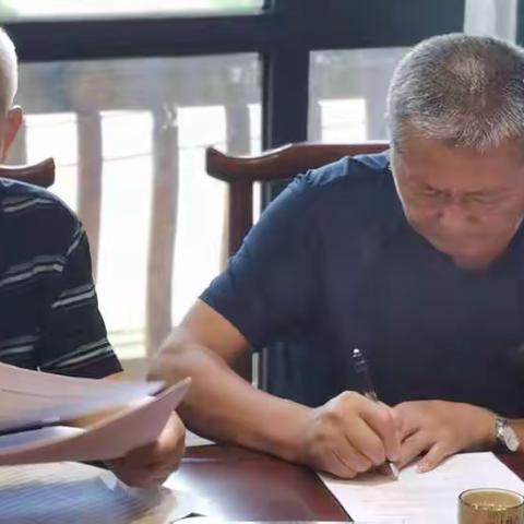 册亨县支行“三举措” 严格落实离退休人员警示教育学习