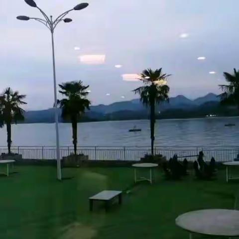 2018年7月28日华东五市双飞八日游2