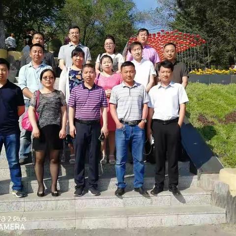 💎岁月青涩，四年并肩追梦；人生不老，廿载执手情深！💎——老六天宇从新加坡归来，大哥招饮，同学小聚。