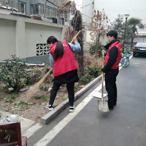 创文巩卫齐参与、同心协力美家园。