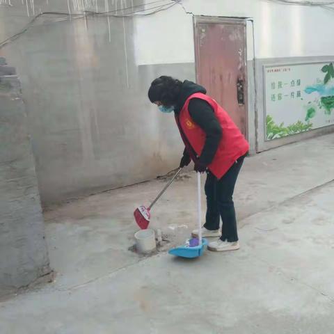 午朝门社区开展环境清洁活动