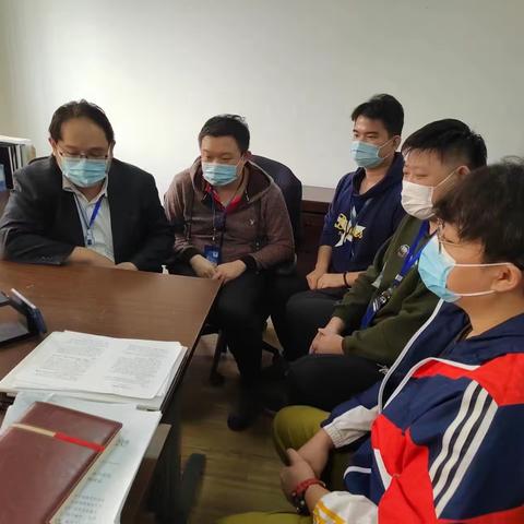 现金调运中心广大党员干部及员工踊跃收看党的二十大开幕会