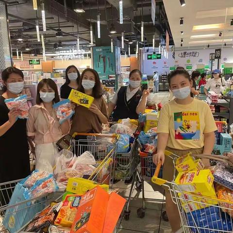 地服人喜迎国庆