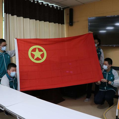 今天，我们入团啦——第三师图木舒克市第一中学庆祝建党100周年系列活动之2021新团员入团宣誓仪式