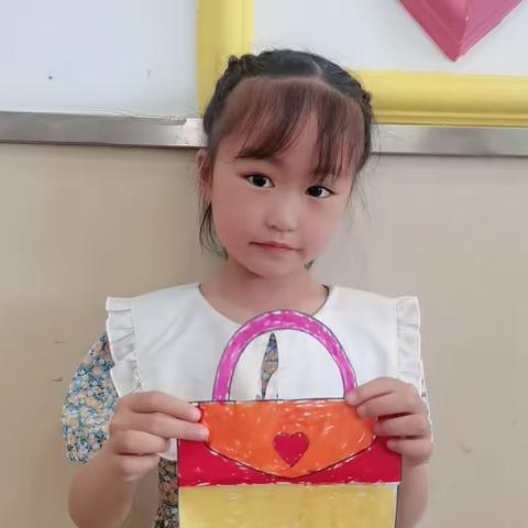 阳光幼儿园博才二班胡芯蕊个人成长录