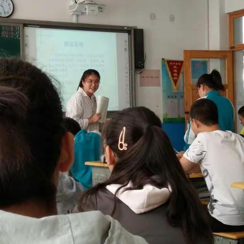 展新教师风采，促新教师成长