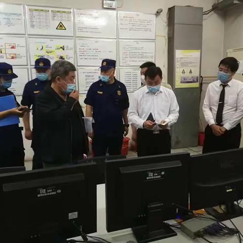 省安全生产督察执法组暗查高新区“两会”期间安全生产工作