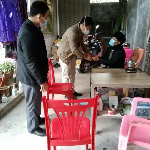 年末慰问老党员，浓浓情暖党员心