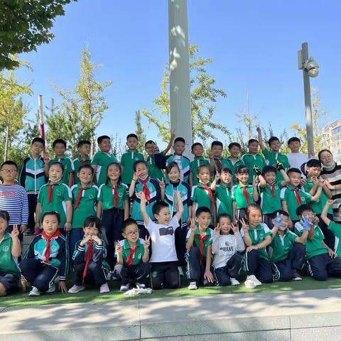 “庆十一 强国有我”——实验小学2021级17班校外趣味运动会