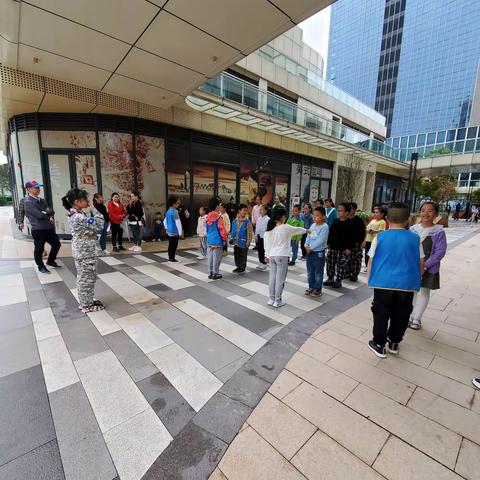 易昱杉团第二次团集会之一叶知秋