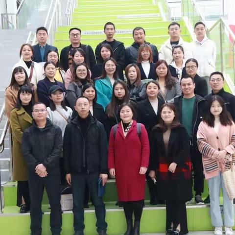 专家指导研备课    理念更新促成长——仪陇县基于核心素养的质量提升项目音乐学科集体备课研修活动
