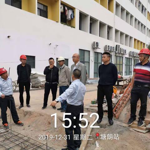 局领导率队现场检查推进垃圾中转站提升改造项目建设工作