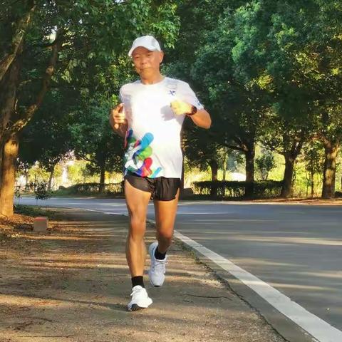 2022跑道上的回眸