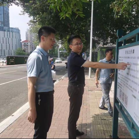 台江区副区长何志勇开展巡河工作