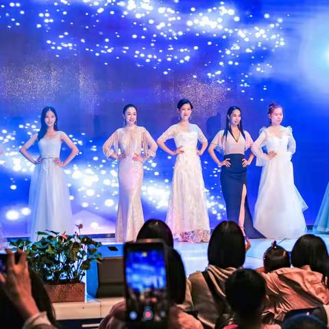 不忘初心砥砺前行~康之舞2020迎春联谊晚会，一组现场摄影美图分享！