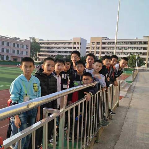 战胜自己，让自己成为他人学习的榜样