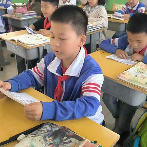 关爱学生，幸福成长——齐堡小学诵读《劝学》活动。