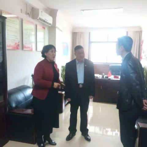 区政协副主席吕月红到检察院督导民主监督小组派驻工作