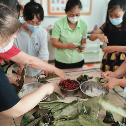 【右典照护·制锦市日间照料中心】浓情端午，乐在其粽