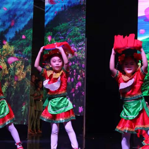 2020年石河子工人文化宫·华艺舞蹈学校迎新年暨教学汇报演出精装版-第五集