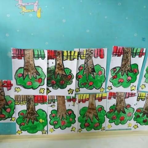 宝宝心中的苹果🍎树🌳……他们说很好吃…哈哈