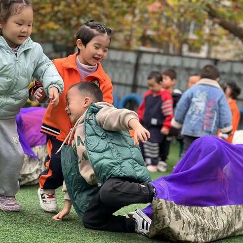 华夏爱英望湖幼儿园“萌娃抗疫情，运动不能停”主题运动会