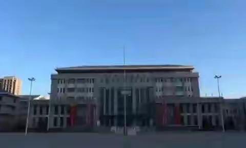 七32班别样升旗仪式---暖人心