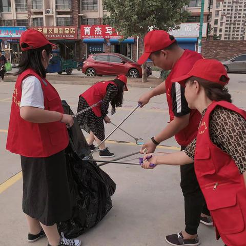 杜庄学区第一小学支部开展党员固定服务日活动