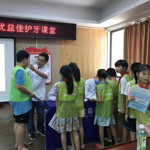 健康成长 动手能干（满春街长堤青少年空间）