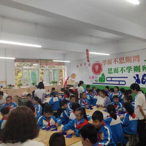 【在游戏中成长】城内小学三九班家长进课堂活动精彩展示