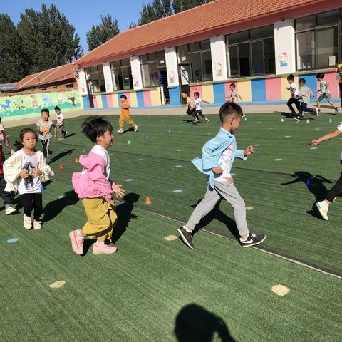 刘淑静幼儿园新学期第一节快乐体智能🌼