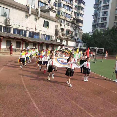 少年强则国强——记二（4）班运动会
