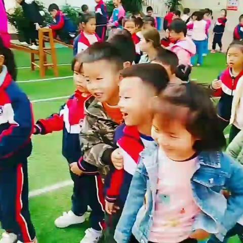 南康区红缨育童幼儿园蕾蕾一班小朋友第四周日常小片段🌺🌺