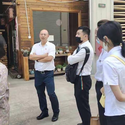 南屏支行营销团队持续进行一周商户外拓营销活动