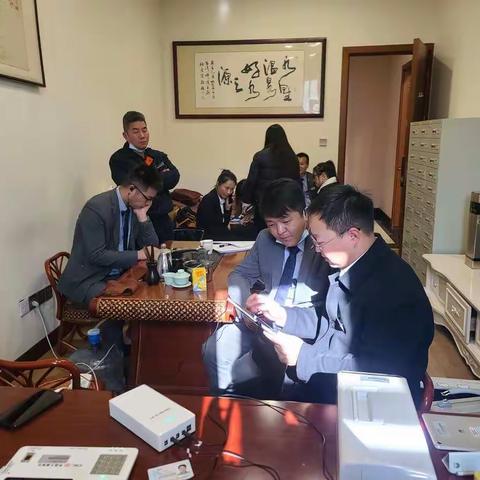 南屏支行营业室开展代发工资外拓活动