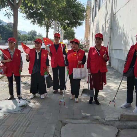 天水郡街道西十里社区开展节前环境卫生整治  助力创城环境提升活动