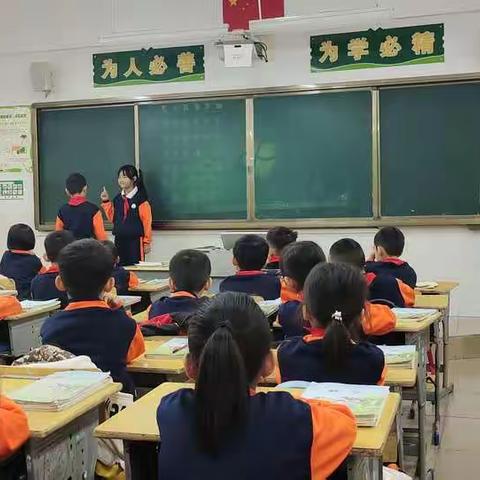 听课促发展，教师共成长——记那大第二小学数学科组随堂听课活动