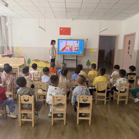 兴庆区第十三幼儿园“同悦”小二班家园之窗（第三期）