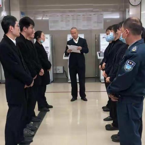 玉环清港支行开展营业网点防抢劫应急演练