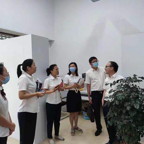 市分行金滔行长一行莅临玉环清港支行调研指导工作