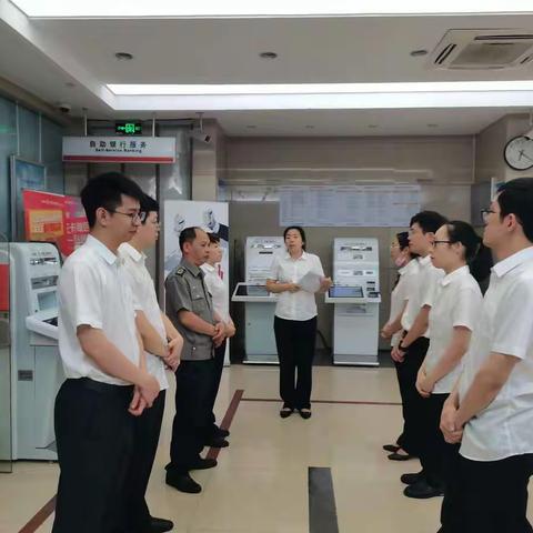 玉环清港支行开展“客户人身伤害”应急预案演练