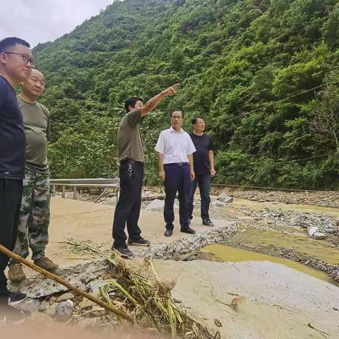 镇安县水利局查灾救灾坚持边查边恢复保障群众正常生活