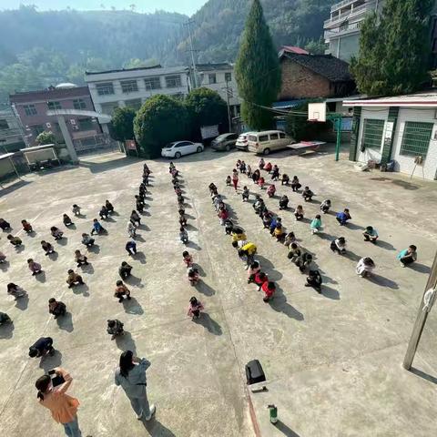 筑牢安全屏障，建设平安校园——记油溪乡水田完小消防演练