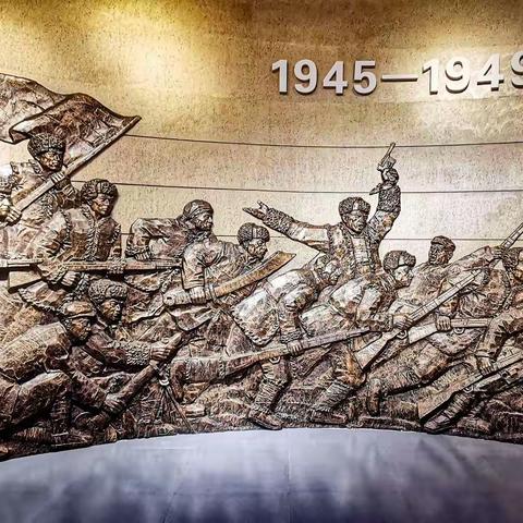 缅怀历史     不忘初心