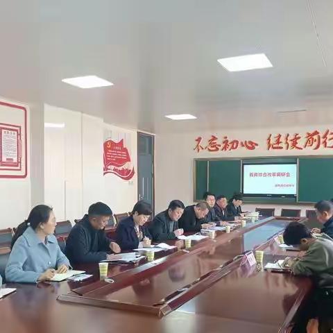 市教育局副局长杨文超到建安区调研教育综合改革工作