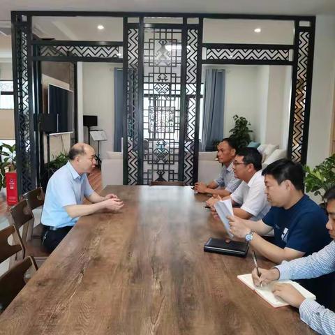 县委副书记、政法委书记张纳军到本号镇调研指导村“两委”换届选举工作