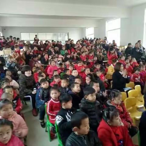 东平县斑鸠店镇西堂子幼儿园“庆元旦，迎新年”联欢活动圆满成功！