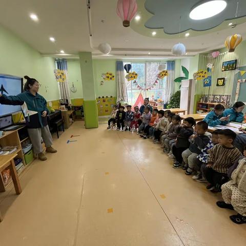 “展自我 互学习 促成长”—糖果幼儿园小班公开课活动