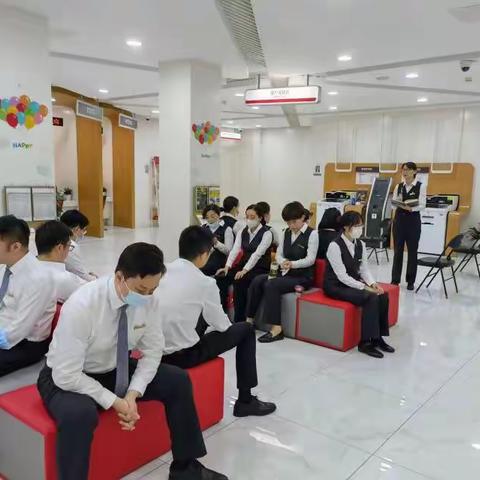 长安西单支行全力保障"新市民.乡村振兴"重点客群的服务工作