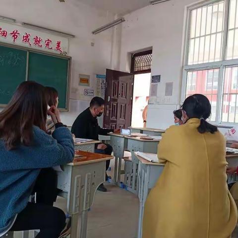 高码头镇第一小学——英语组线下集体备课与教研